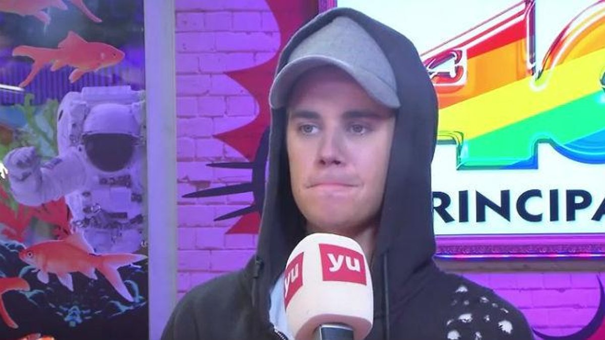 Justin Bieber solo estuvo ocho minutos en el programa radiofónico de Dani Mateo.-
