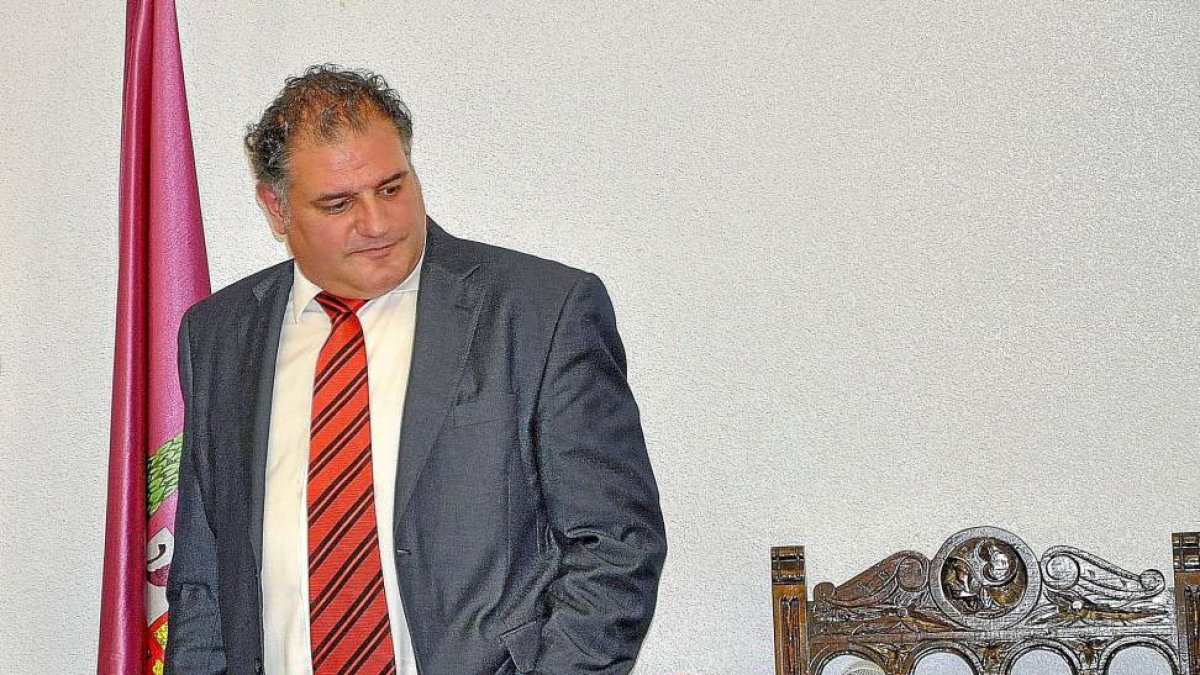 El alcalde de Tudela, Óscar Soto, en un pleno municipal-S.G.C.