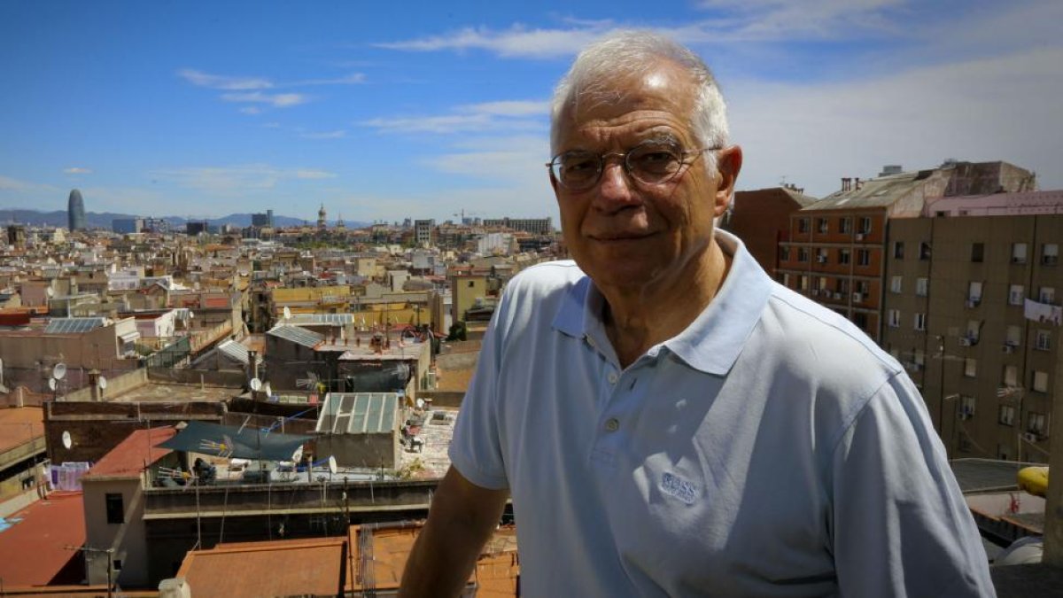 El exministro del PSOE, Josep Borrell, en junio en Barcelona.-DANNY CAMINAL