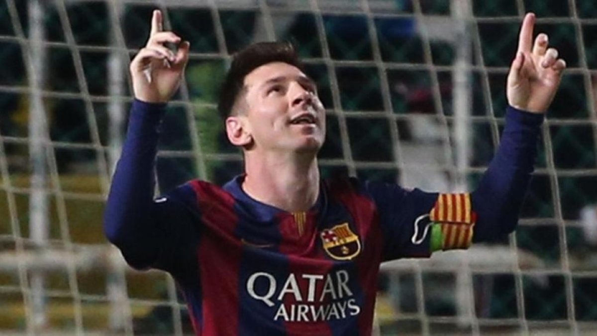 Leo Messi dedica un gol a su abuela Celia, la esposa del fallecido Antonio Cuccittini.-/ PATRICK BAZ