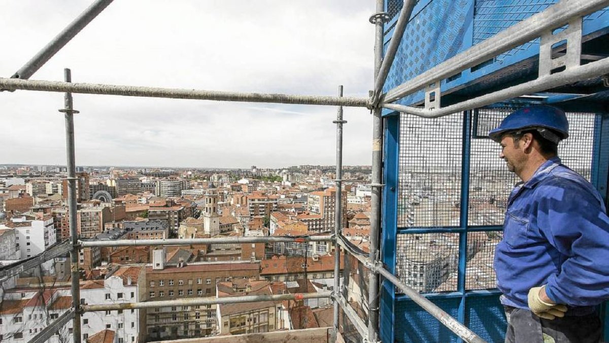 Vista de la ciudad desde lo alto de la torre de la catedral-Miguel Ángel Santos