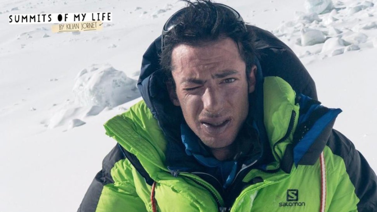 Kilian Jornet, en el campo base avanzado, tras descender del Everest, este domingo.-TWITTER / @SummitsofMyLife