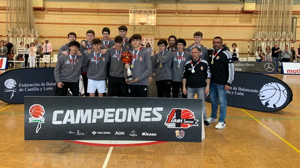 Real Valladolid Baloncesto júnior. / EL MUNDO