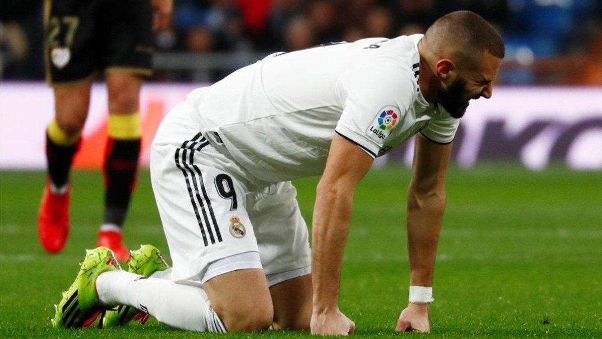 El Madrid sigue sin levantar cabeza en la Liga.-