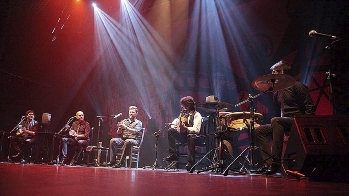 Festival del Cante de las Minas. El cantaor Miguel Poveda durante su actuación.-El Mundo