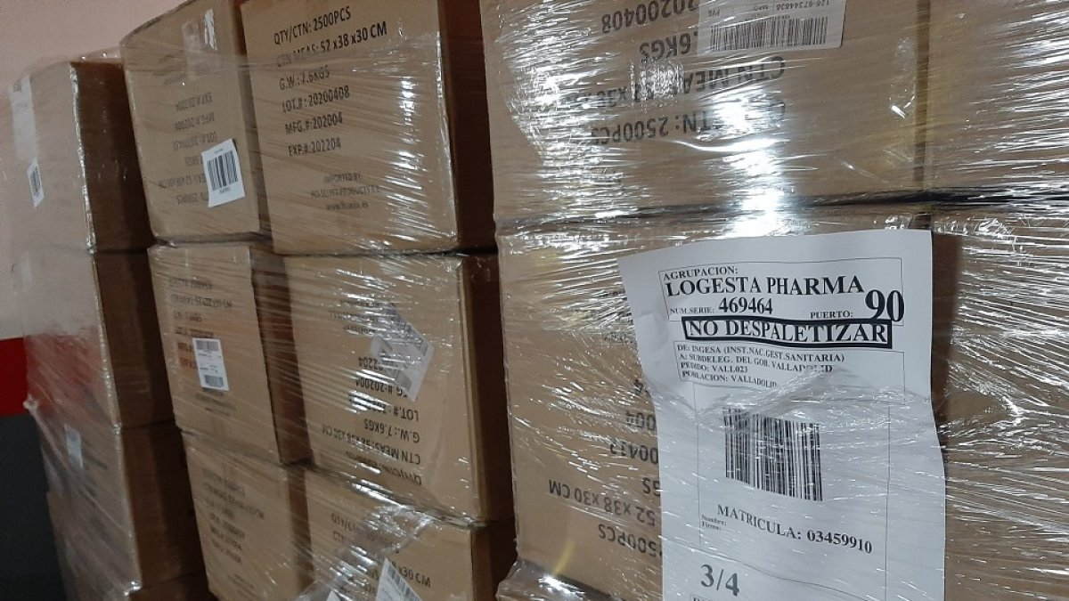 Mascarillas para garantizar su uso obligatorio en el transporte público de Castilla y León