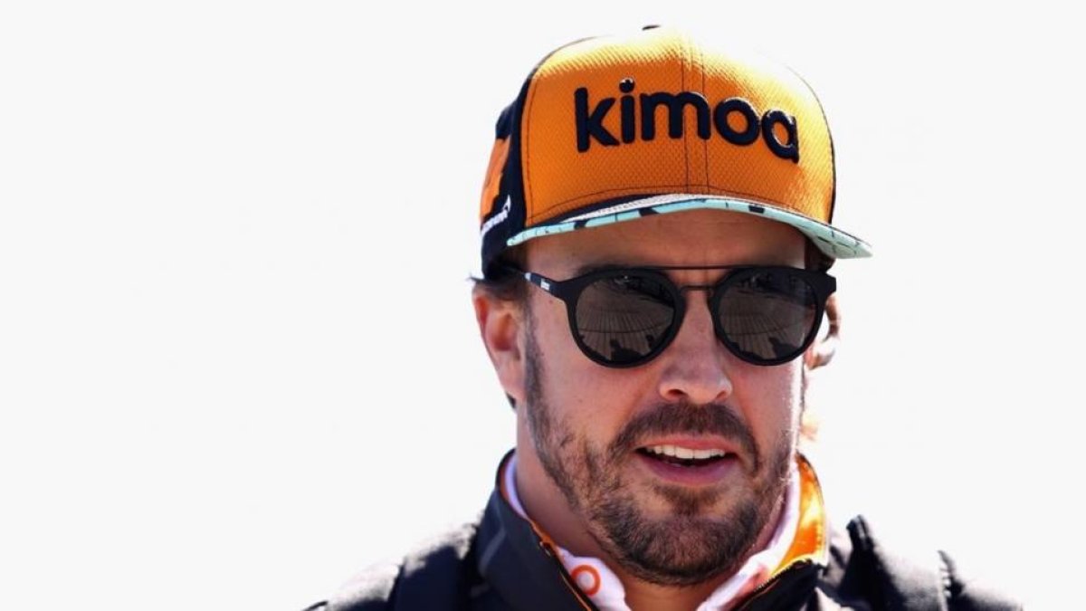 Fernando Alonso llegó ayer a Le Mans para preparar su participación, con Toyota, en las 24 Horas.-/ GETTY / MARK THOMPSON