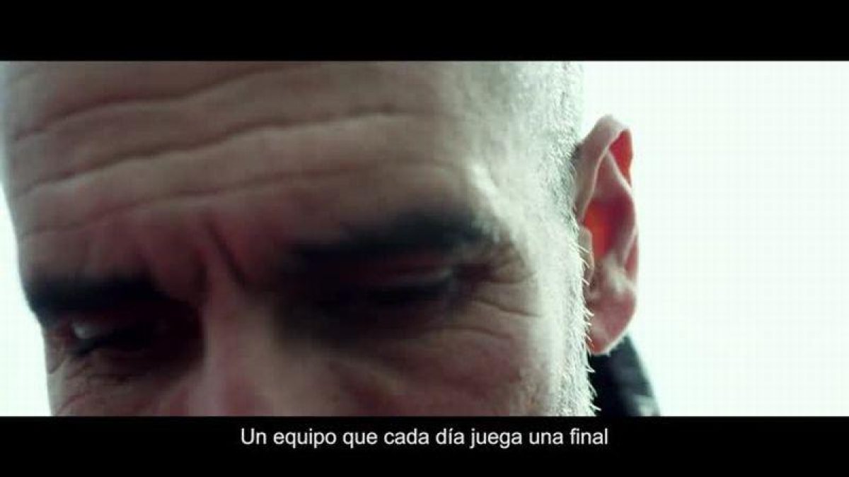 Guardiola protagoniza la campaña de apoyo a la misión humanitaria de la oenegé Proactiva Open Arms en el Mediterráneo.-
