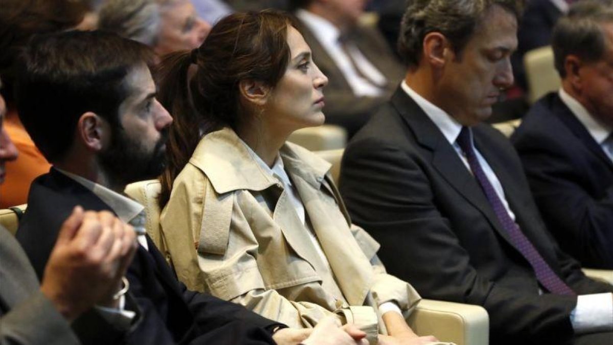 Tamara Falcó asiste en Madrid a la presentación del libro de Mario Vargas Llosa La llamada de la tribu, el pasado día 21.-EFE / JAVIER LIZON