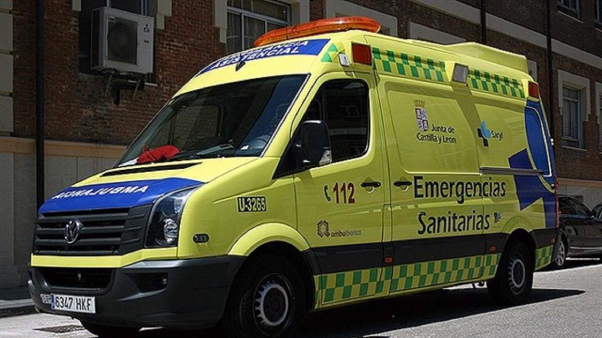 Una ambulancia en una imagen de archivo. -ICAL