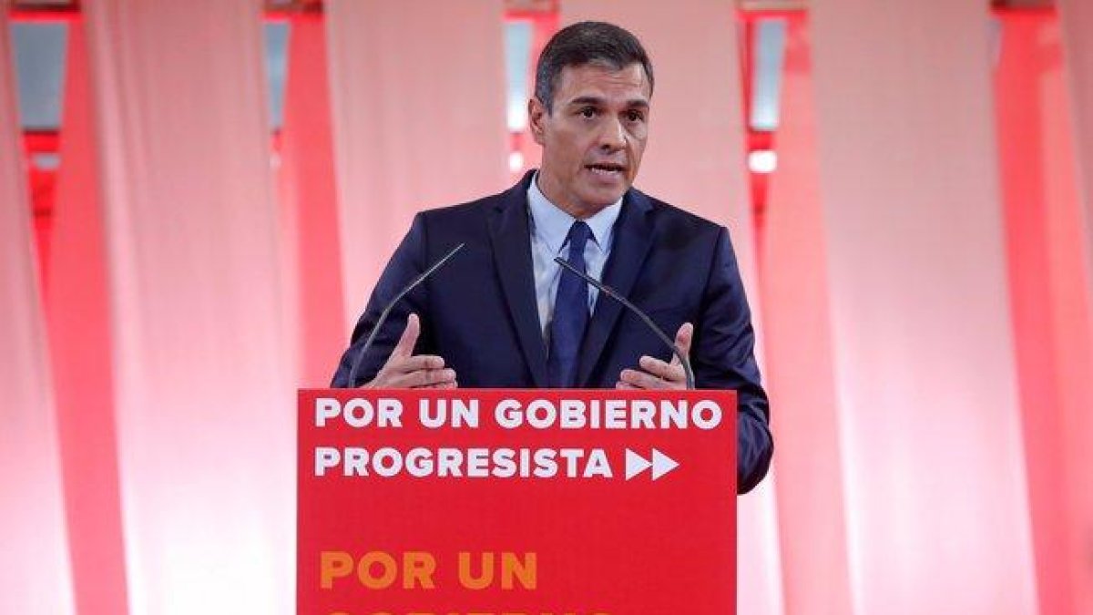 Sánchez, durante la presentación de las 300 medidas para un gobierno progresista.-EFE