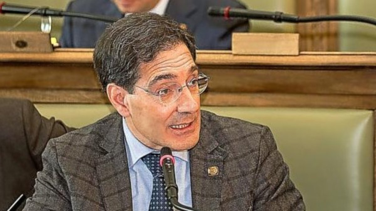 Jesús Enríquez, en una intervención en el Pleno del Ayuntamiento de Valladolid cuando era portavoz del PP.