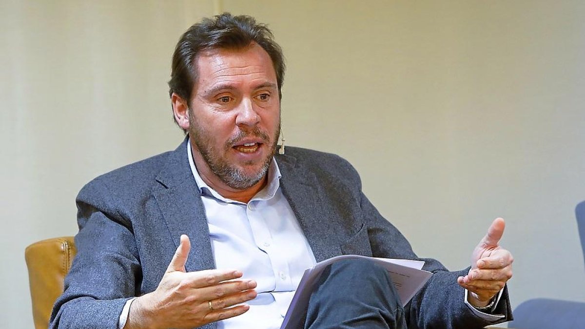 Óscar Puente, durante el Club de Prensa.-J. M. LOSTAU