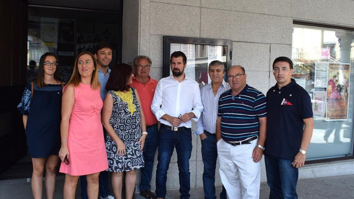 visita el mercado de Peñaranda de Bracamonte (Salamanca).-ICAL