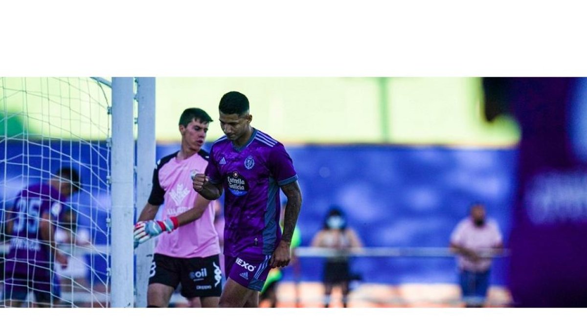 Marcos André, ante el Atlético Tordesillas. / RVCF