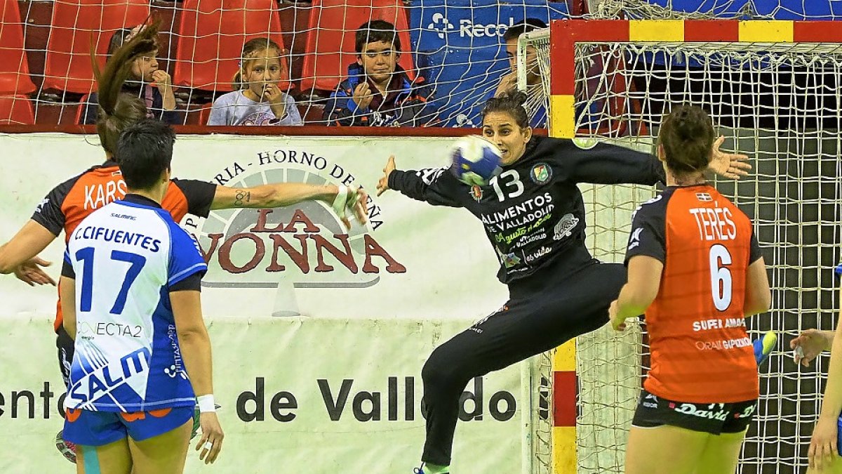 M. A. SANTOS