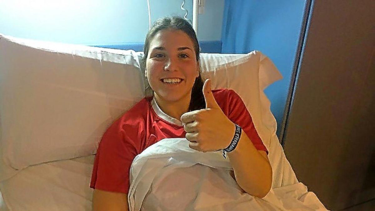 Ángela Nieto tras ser intervenida.-