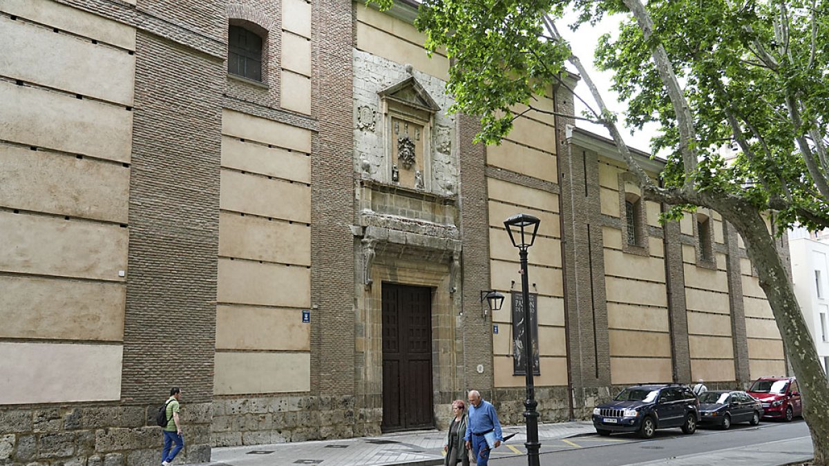 Iglesia de de San Quirce y Santa Julita, lugar desde donde parte la primera procesión.