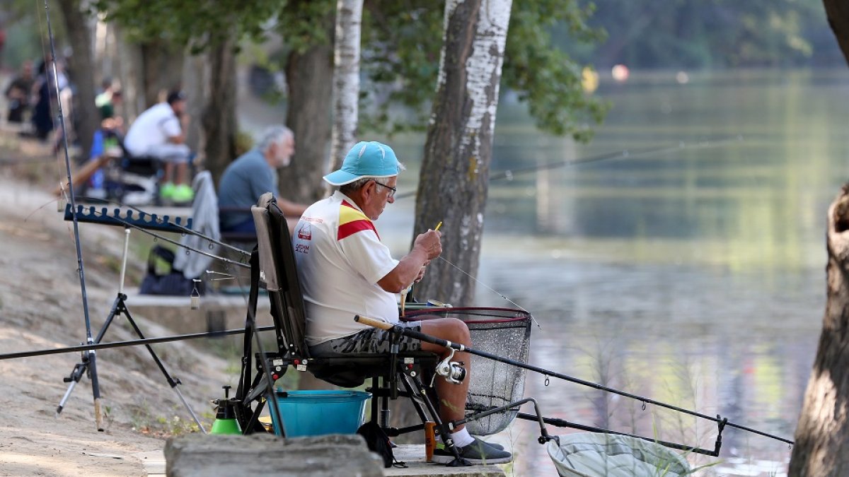 Imagen de la competición de Pesca en el Trofeo de Ferias. / M. ÁLVAREZ
