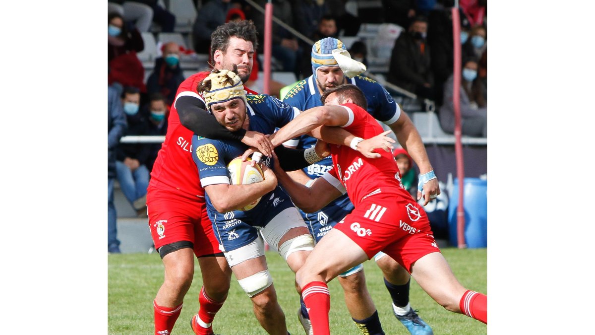 Derbi entre el VRAC y SilverStorm en Pepe Rojo. / LOSTAU