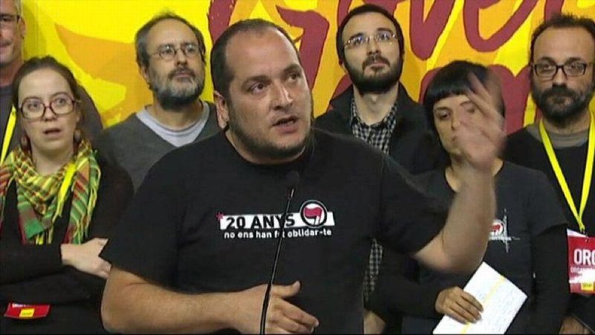 David Fernández, durante la rueda de prensa tras la asamblea en Manresa.-