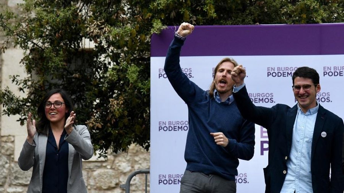 Laura Domínguez , Pablo Fernández y Raúl Salinero-ICAL