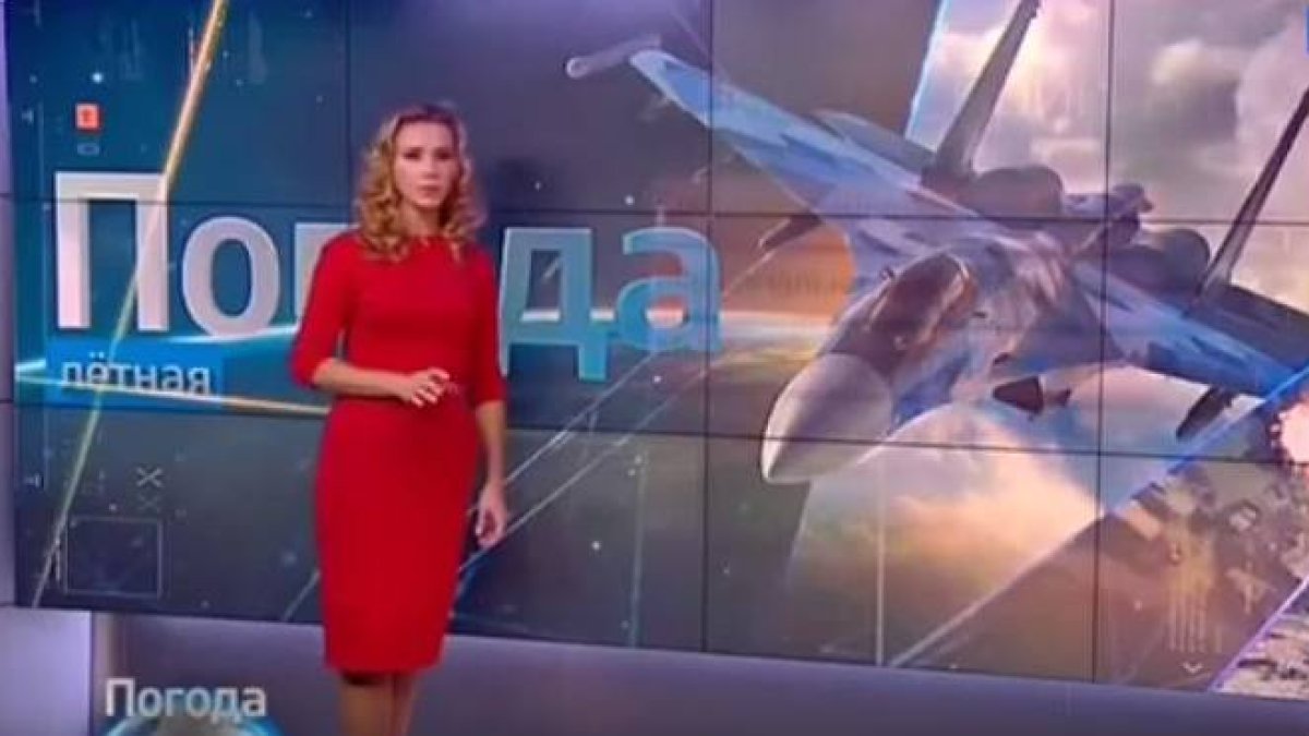Una presentadora del tiempo en un canal 24 horas en Rusia dice que en octubre habrá buen tiempo para los bombardeos en Siria.-