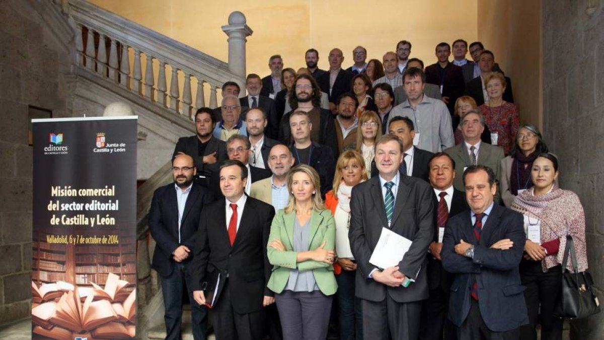 La consejera de Cultura y Turismo, Alicia García, mantiene un encuentro con editores de la Comunidad e internacionales, que participan en las jornadas de comercialización del sector editorial organizadas por la Junta de Castilla y León-Ical