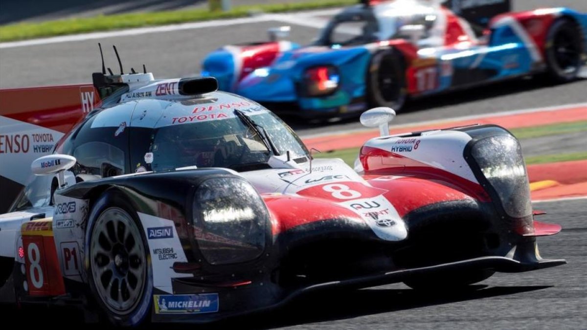 Fernando Alonso, con su Toyota TS050-Hybrid.-/ EFE / NICOLAS LAMBERT