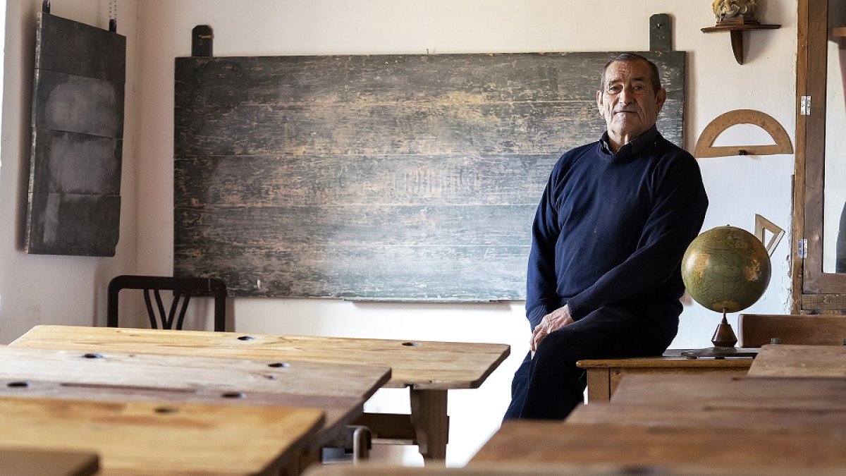 El alcalde de Roturas, Lucas Aguado. PABLO REQUEJO / PHOTOGENIC