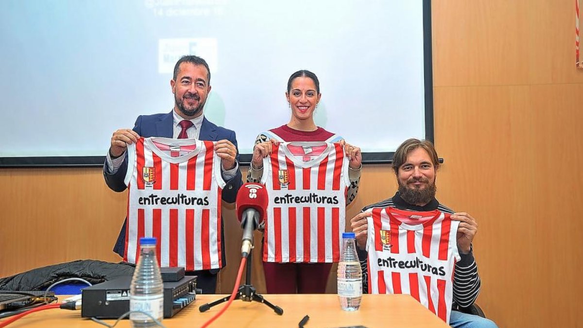 Juanfran Martín, Carolina Rodríguez y Daniel Rodríguez.-E.M.