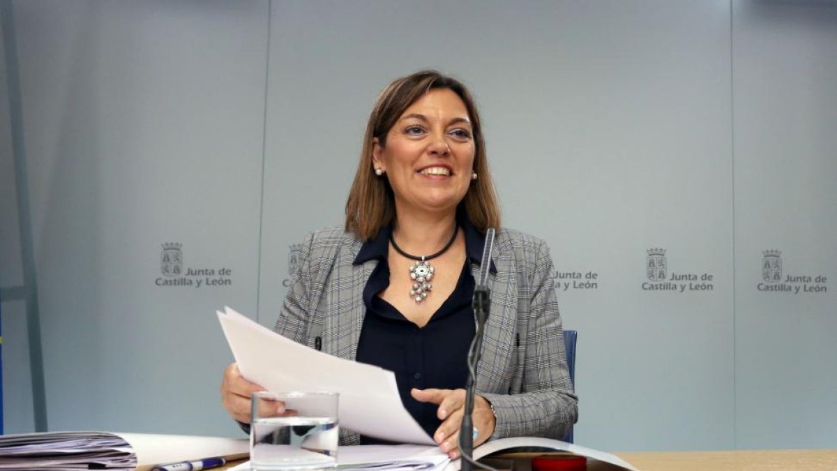 La consejera de Agricultura y portavoz de la Junta, Milagros Marcos, durante la rueda de prensa posterior al Consejo de Gobierno de Castilla y León-ICAL