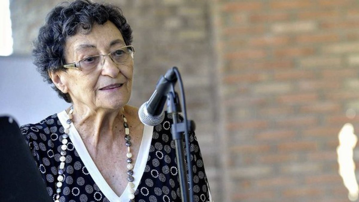 Es considerada como la más machadiana de la generación del 50.-REVISTA DE ARTE