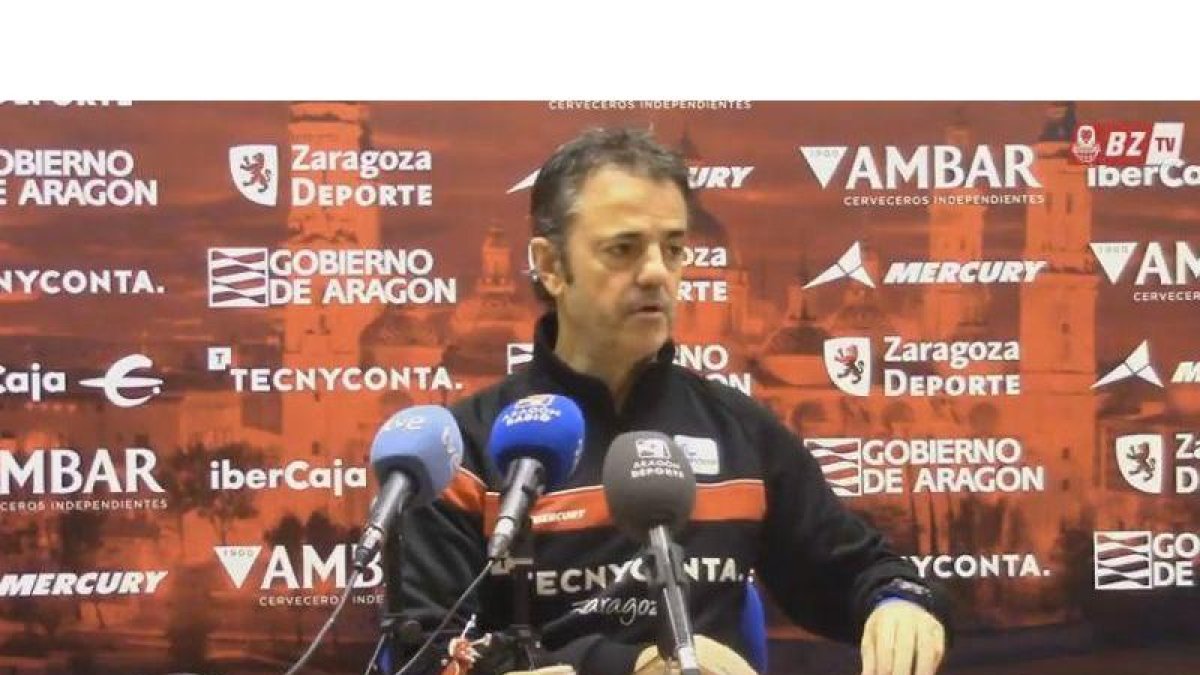 Porfirio Fisac durante la rueda de prensa de hoy.-TECNYCONTA ZARAGOZA