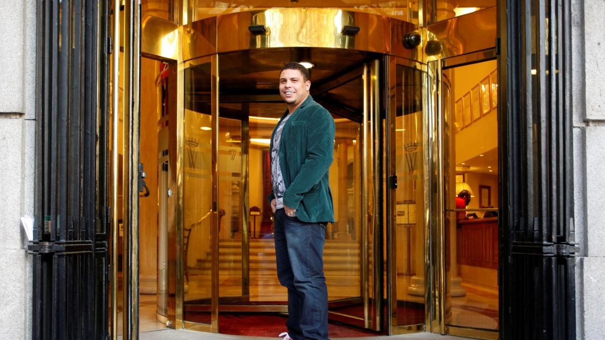 El ex jugador brasileño de PSV, FC Barcelona, Inter de Milán y Real Madrid, Ronaldo Nazario.-EL MUNDO
