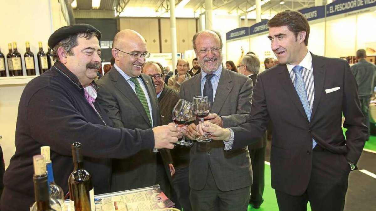 Mariano Santos, Jesús Julio Carnero, Francisco Javier León de la Riva y Juan Carlos Suárez-Quiñones, en Alimentaria-J. M. Lostau