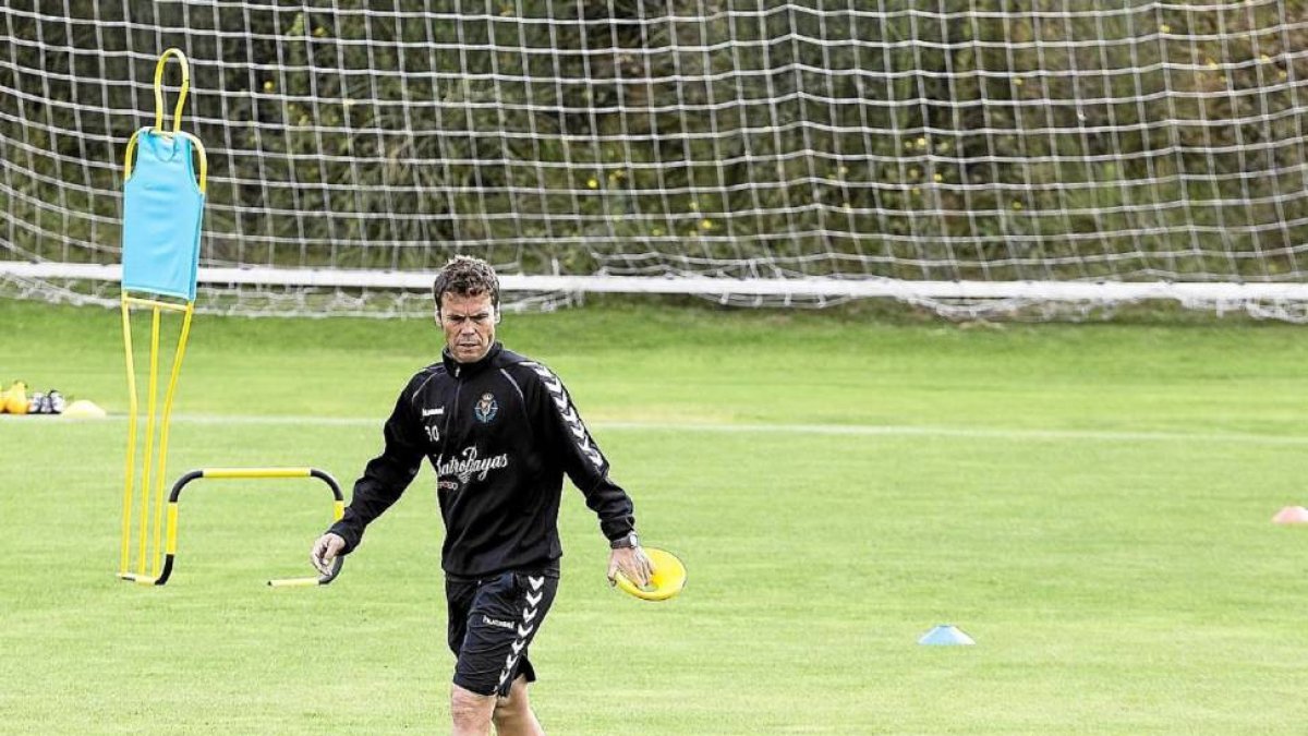 Rubi en un entrenamiento del Real Valladolid-J.M.Lostau