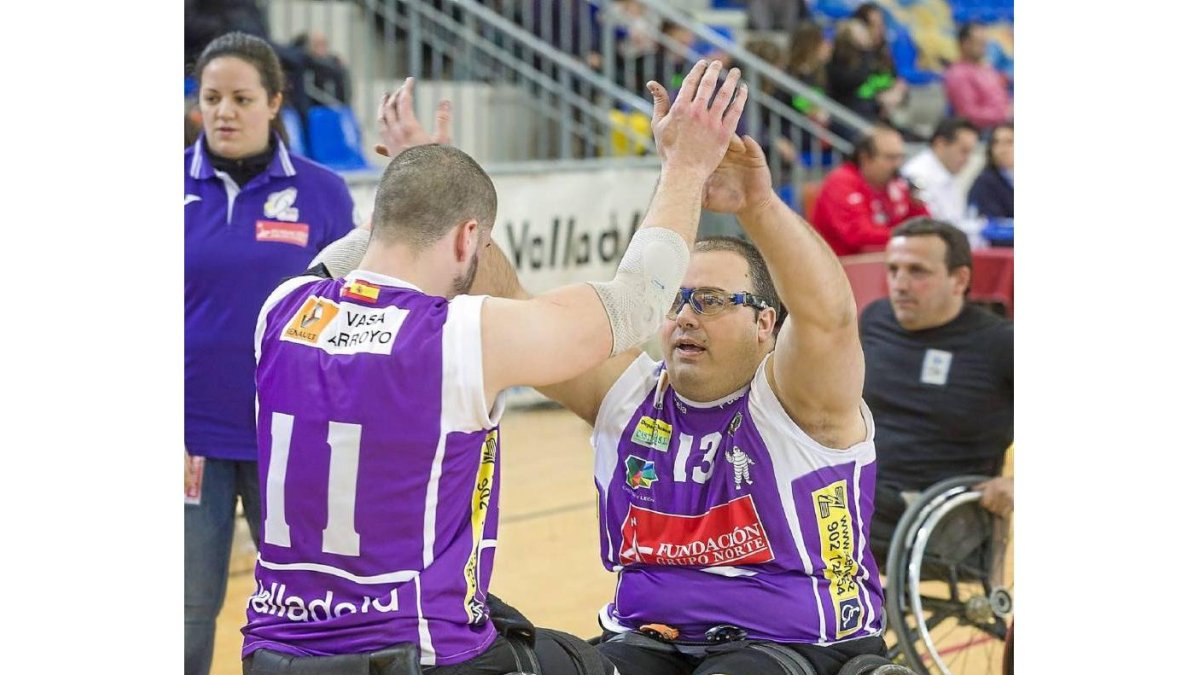 El Grupo Norte celebra una canasta en la reciente edición de la Copa del Rey disputada en Valladolid-P. REQUEJO