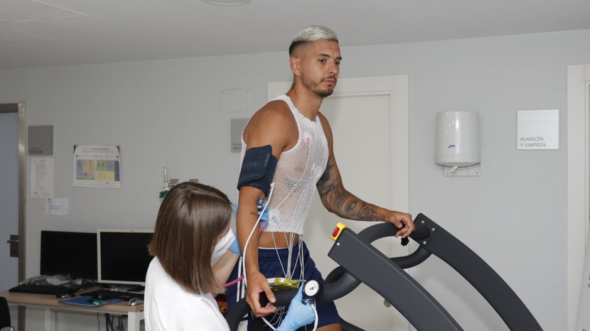 Javi Sánchez durante una prueba en la pretemporada anterior. / PHOTOGENIC