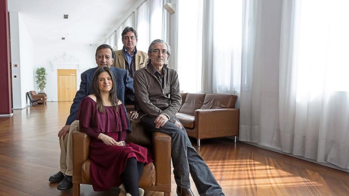 Blanca Izquierdo, Ramón García, José María Viteri y Juan Manuel Pérez, ayer, en el Calderón.-MIGUEL ÁNGEL SANTOS