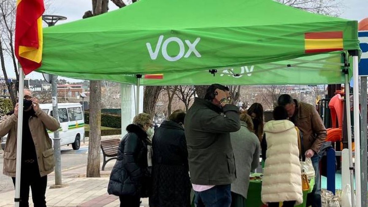 Carpa de Vox. E. M.