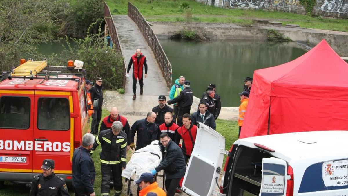 Encuentran al niño desaparecido al caerse al río Sil en Ponferrada.-ICAL
