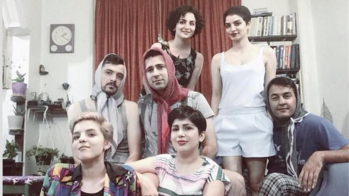 Una de las fotografías de la campaña #MenInHijab, que protesta contra la obligación de las mujeres en Irán de llevar el velo islámico-FACEBOOK