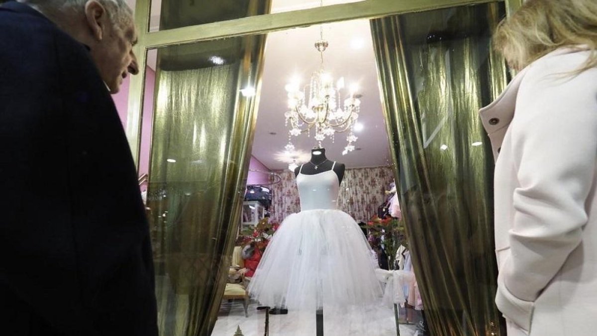 La decoración de Danza Tamayo, primer premio del concurso de escaparates de Navidad.-PHOTOGENIC / MIGUEL ÁNGEL SANTOS