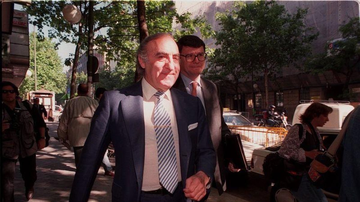 Imagen de archivo de Emiliano Revilla, el empresario que estuvo secuestrado por ETA durante 249 días.-EL PERIÓDICO