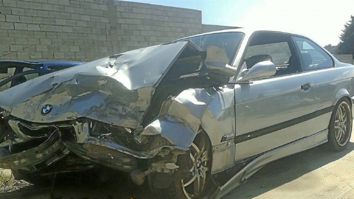 Estado en el que quedó el BMW 328 implicado en el accidente del túnel de Labradores-D. V.