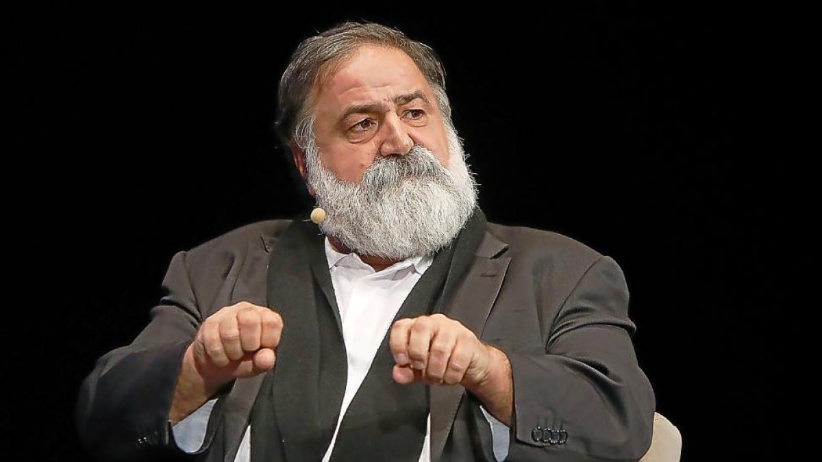 Javier Pérez Andrés, periodista-J.M. LOSTAU