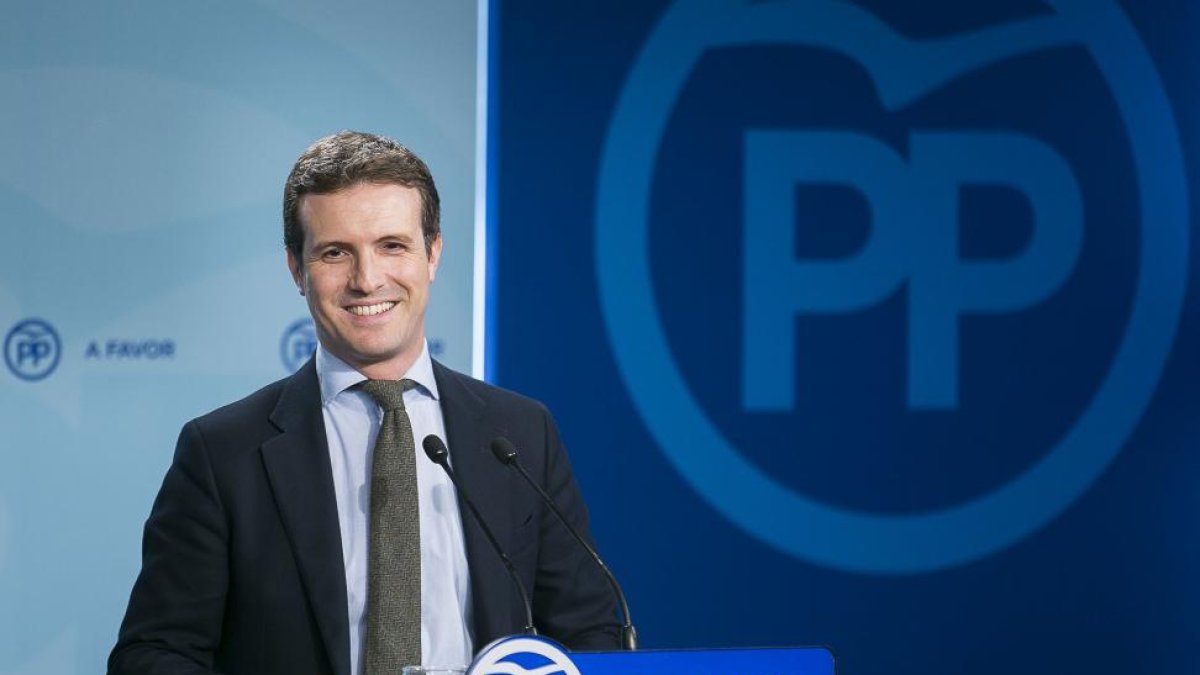 El vicesecretario de Comunicación, Pablo Casado, ayer, en rueda de prensa posterior a la reunión del Comité de Dirección.-E. M.
