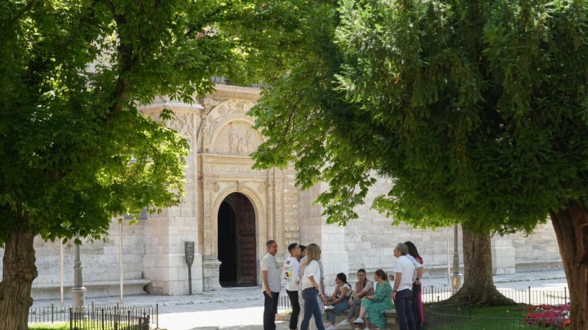 Plaza Santa Cruz del colegio Santa Cruz