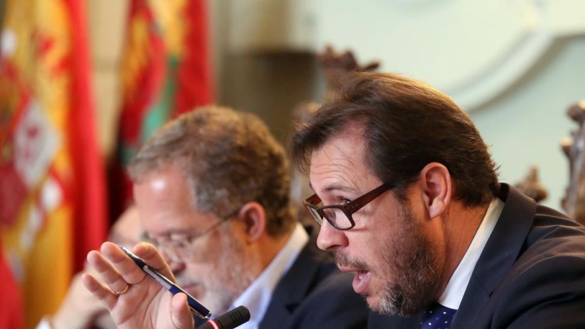 Imagen de archivo del alcalde vallisoletano durante un pleno-ICAL